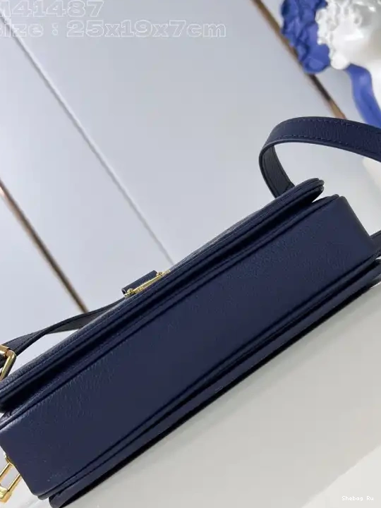 LOUIS VUITTON POCHETTE METIS-25*19*7cm 0629